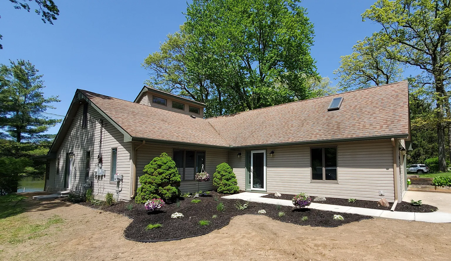 1746 Clark Lake Rd photo 1