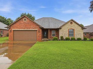 308 Fairway Dr, Perkins, OK 74059