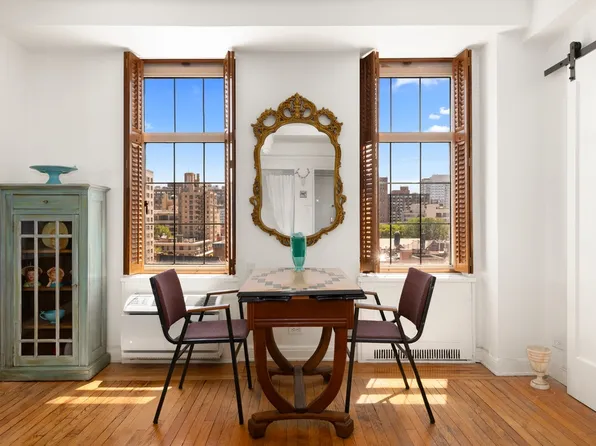 405 West 23rd Street image 1 of 6