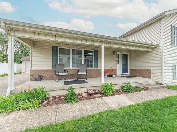 2nd image of 4613 Clairmont Dr