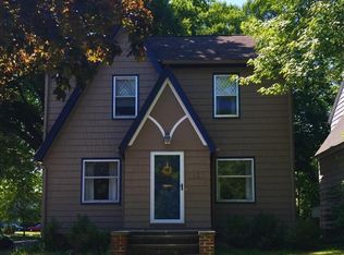 4026 Elmwood Rd, Cleveland Heights, OH 44121