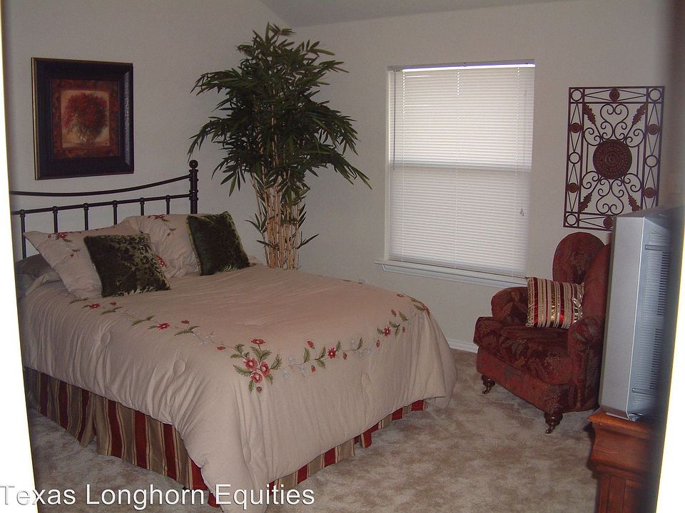 2nd image of 110 Prosperity Trl