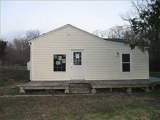 4th image of 1325 N Bonar Ave