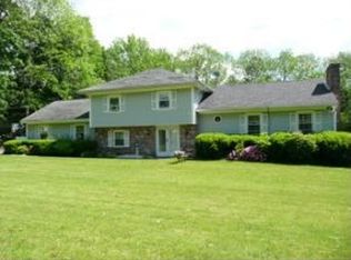 36 Old Rockingham Rd, Salem, NH 03079