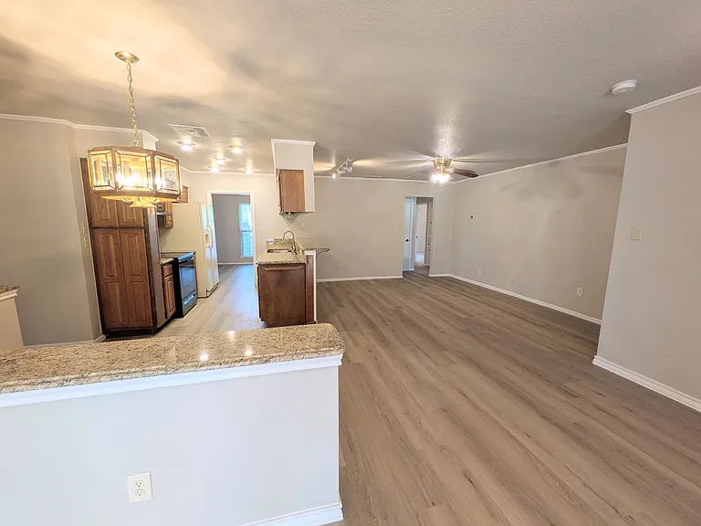6618 Cloverbend St — Photo 26