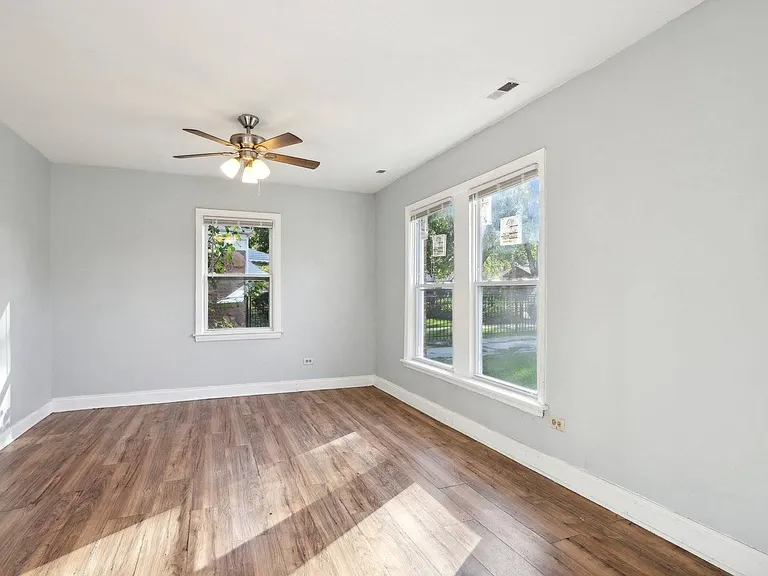 12219 S Throop St — Photo 11