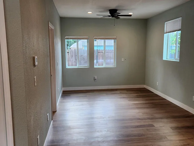829 Figueroa St — Photo 7