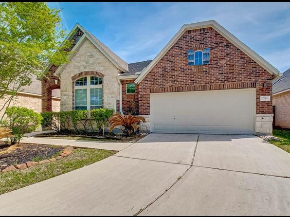 75 Tapestry Forest Pl
