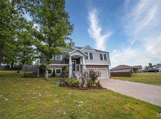 16714 Hosanna Dr, Saint Robert, MO 65584