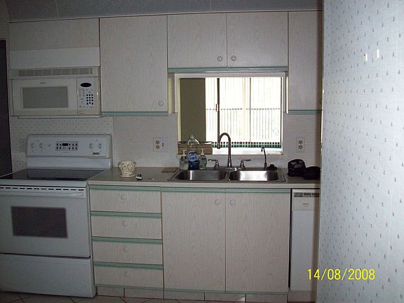 More Kitchen !