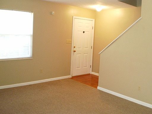 3rd image of 9132 Cedarpark Ln APT D