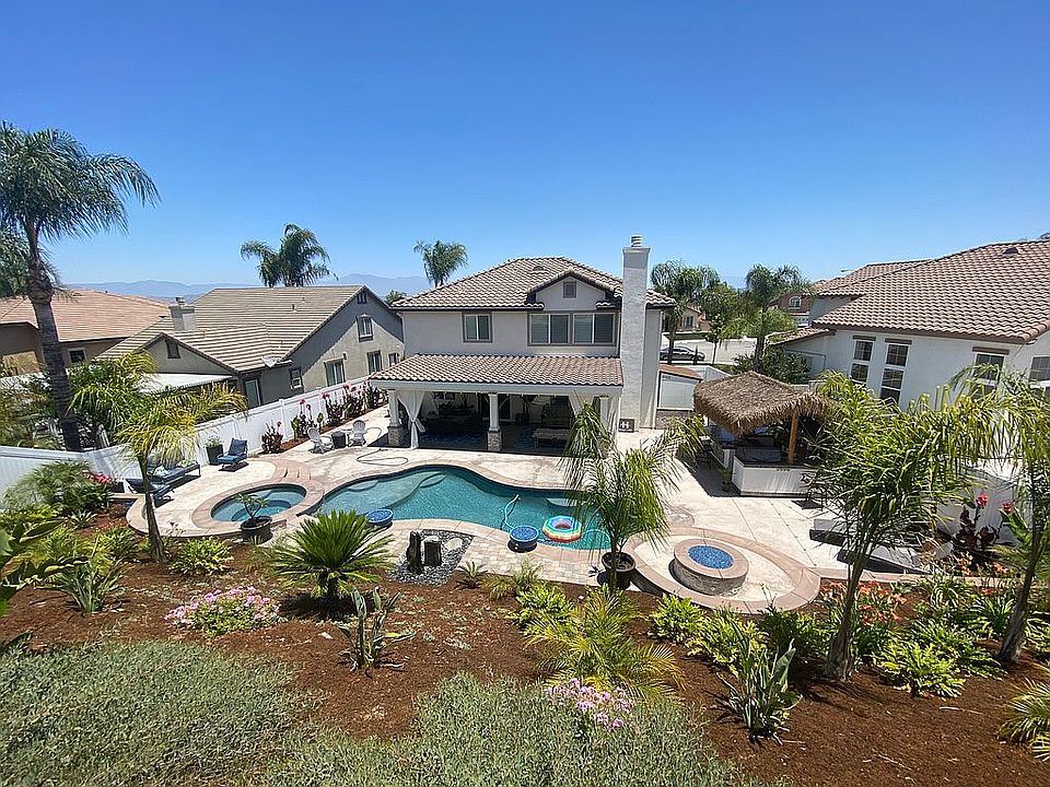 2nd image of 8331 Valley View Cir