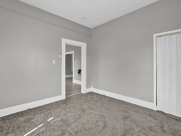 2221 Gurnee Ave — Photo 12