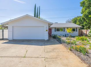 3886 Alta Mesa Dr, Redding, CA 96002