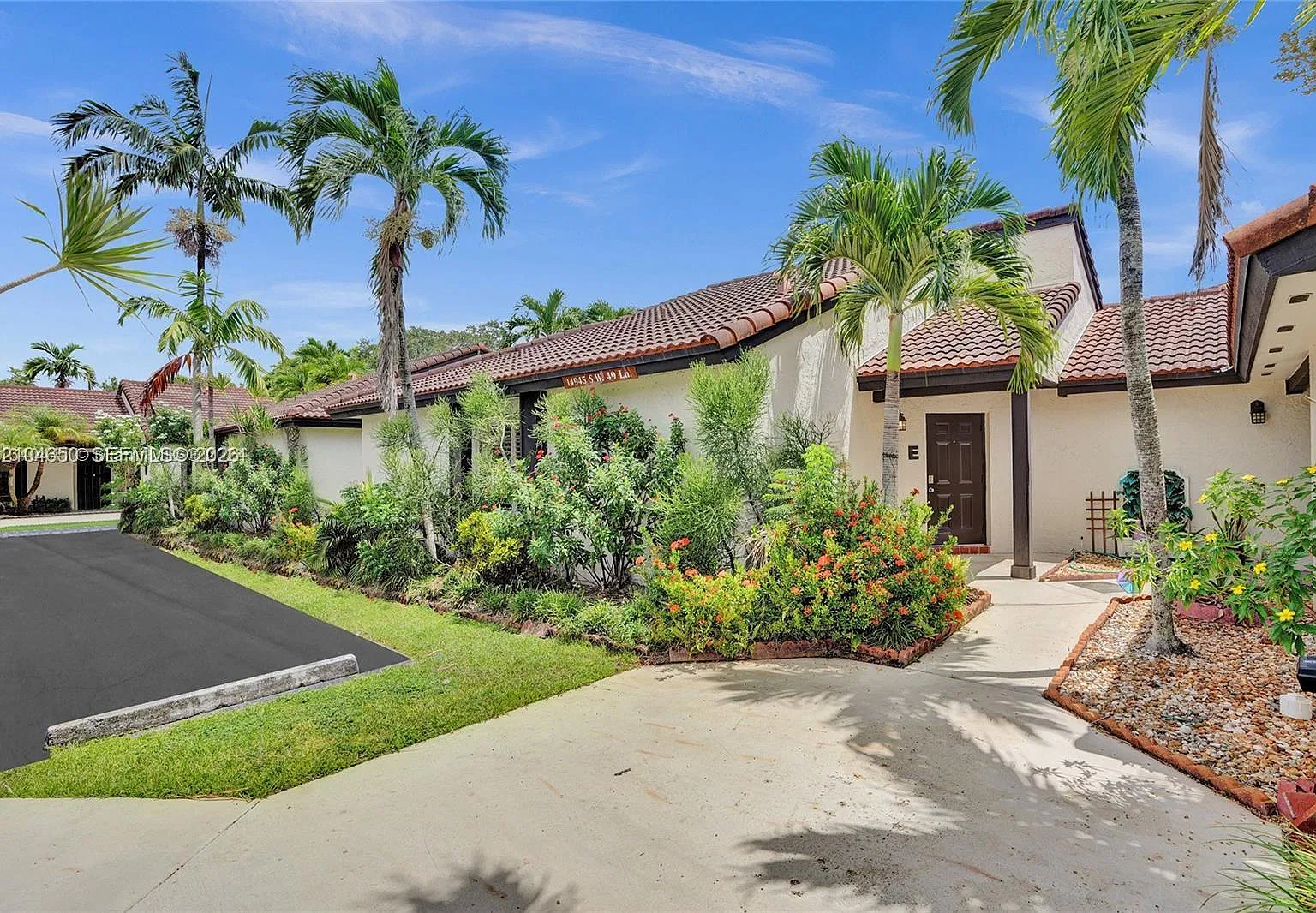 Lakes Meadow Vilg Homes C — Photo 4