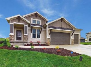 1006 Churchill Cir, Raymore, MO 64083