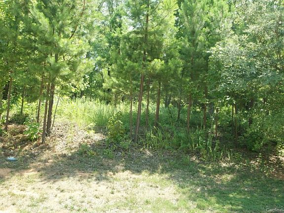 3rd image of 8036 Waterview Dr #17
