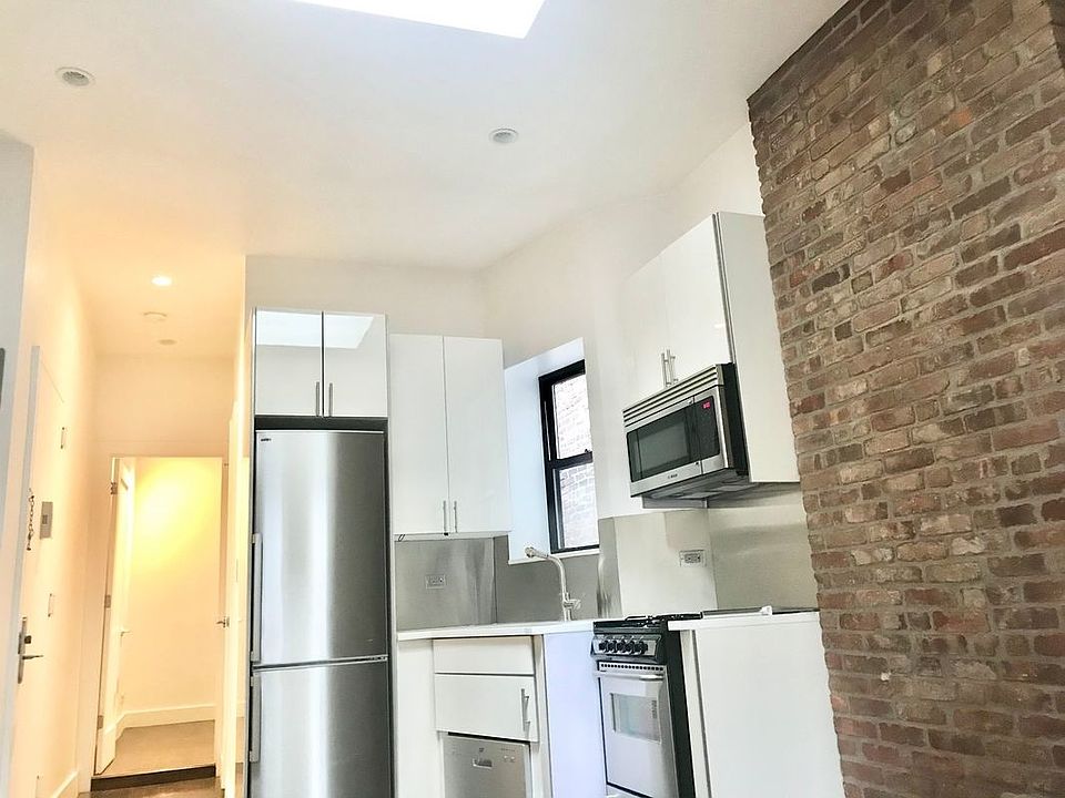 1st image of 442 10th Ave #5