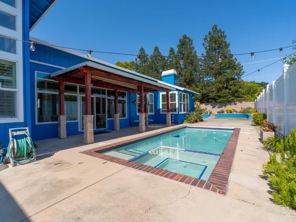 2134 Nyla Place, Santa Rosa, CA 95401