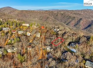 305 Misty Ridge Ln, Blowing Rock, NC 28605