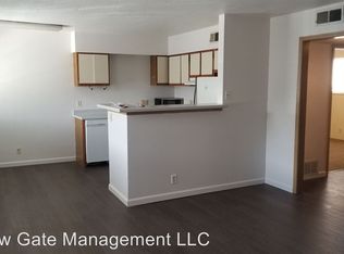 1734 Ohio St APT 23, Lawrence, KS 66044