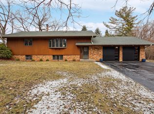 12700 Fairfield Rd W, Hopkins, MN 55305