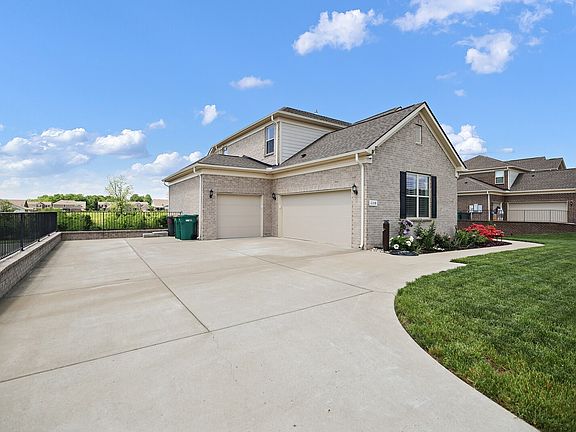 5th image of 1108 Brixworth Dr