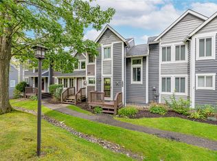 1808 Eagles Ridge Ct, Hidden Valley, PA 15502