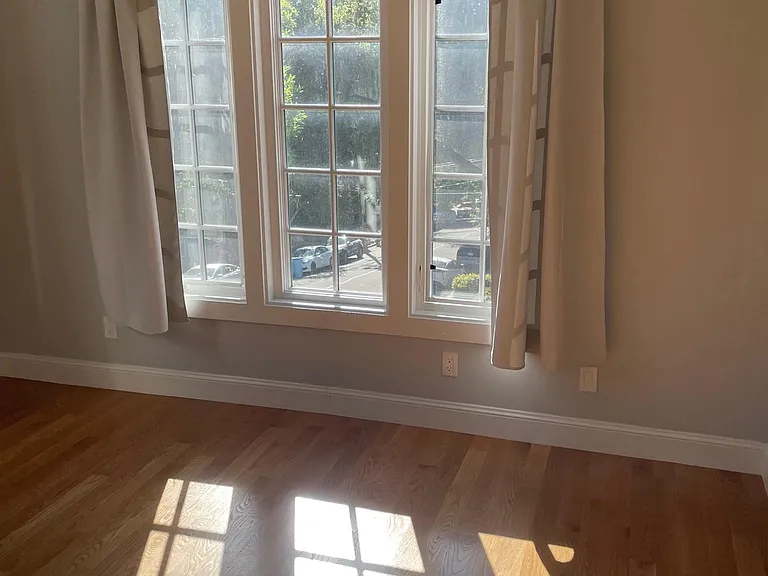 1640 Euclid Ave #3 — Photo 4