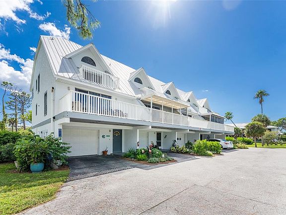 2nd image of 6800 Placida Rd #Townhouse 2-1b