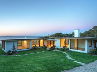 30 Beach Pebble Rd, West Tisbury, MA 02575