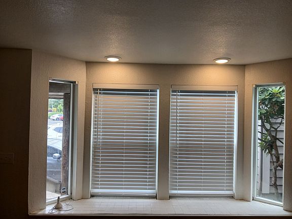 4th image of 8432 6th Ave #5A