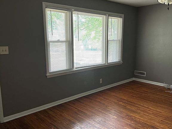 2nd image of 337 Dale Ave