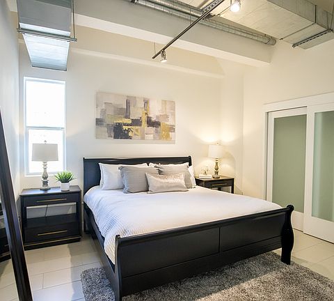 5th image of 939 S Broadway APT 308