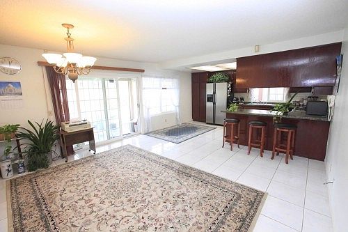 3rd image of 1313 Camerons Ave