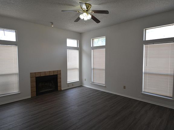 3rd image of 4316 Kelly Hill Dr