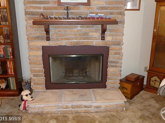 4th image of 634 Picadilly Dr