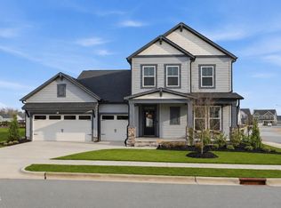 35 Welcome Dr, Fuquay Varina, NC 27526