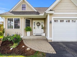 50 Carrington Ln UNIT 50, Uxbridge, MA 01569
