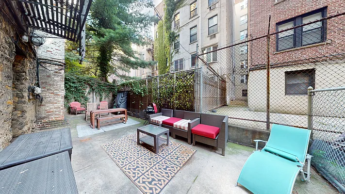 Rented by Bond New York | media 9