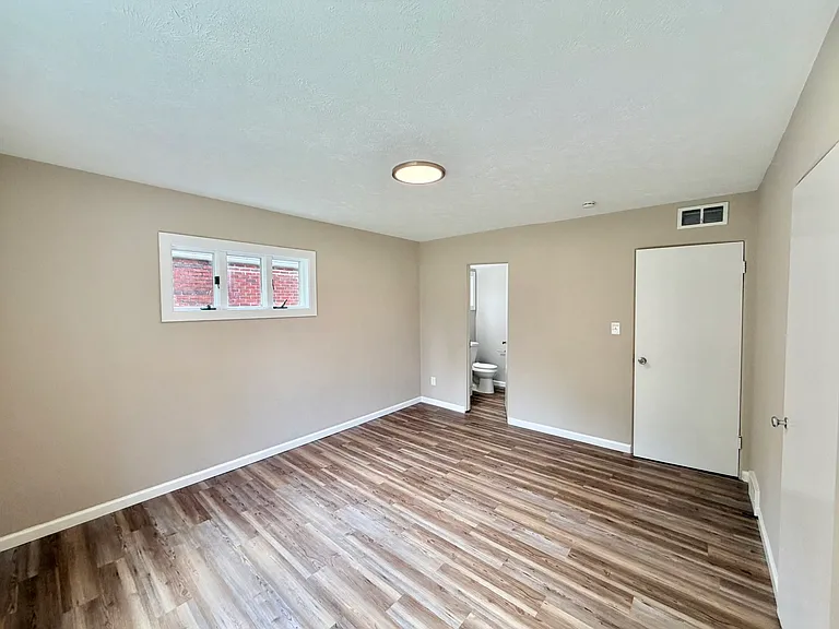 573 Hemlock Dr — Photo 11