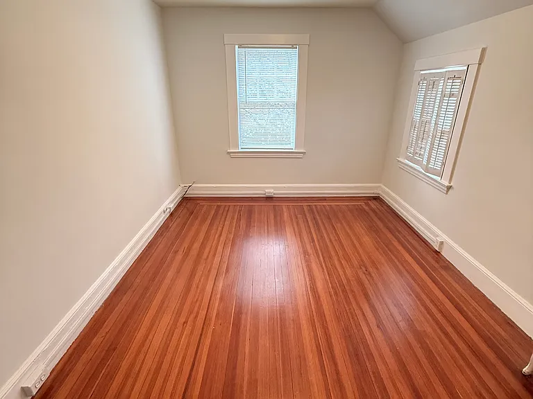 10 Glen Rd — Photo 21