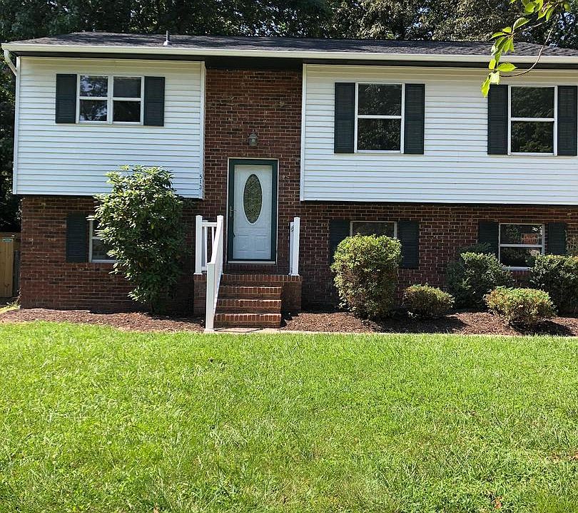 1st image of 513 W Benforest Dr