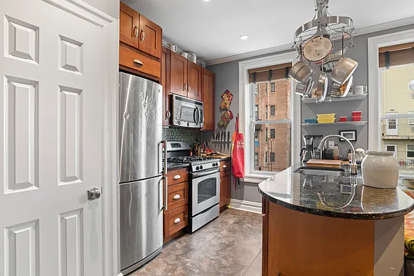 Sold by Douglas Elliman | media 12