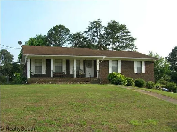 47 W Carriage Dr, Birmingham, AL 35214