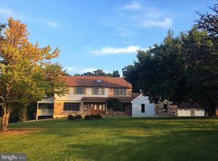 87 Hampton Ct, Newtown, PA 18940