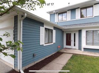 1828 Shetland Rd, Naperville, IL 60565