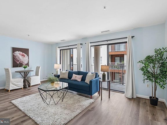 5th image of 2702 Lighthouse Point E #629