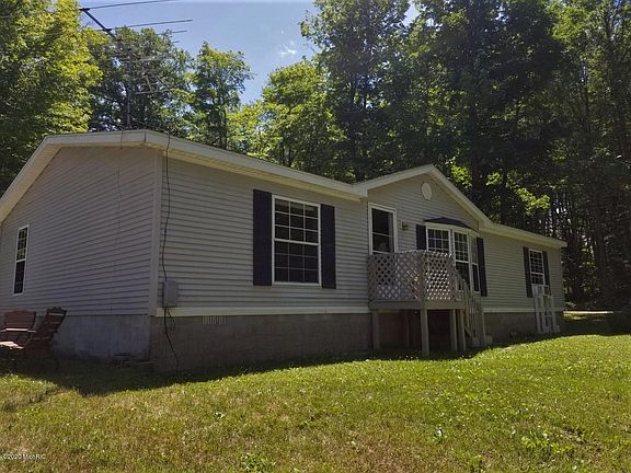 2nd image of 6354 E Peavey St