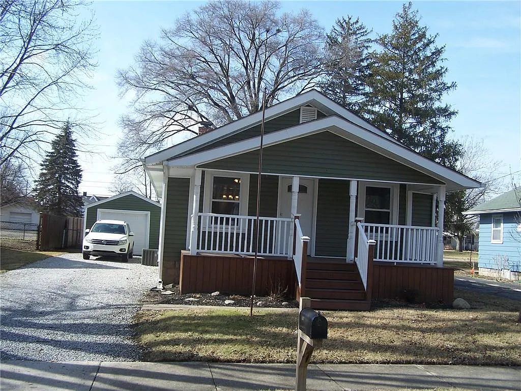 710 N East St photo 1
